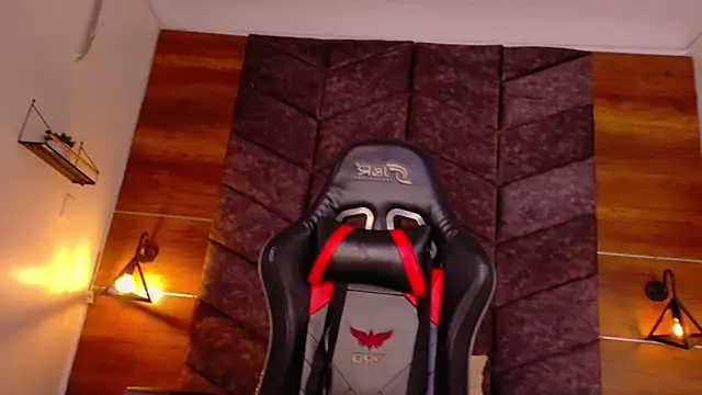 AndrewKenoxx  online show from April 22, 2:47 am