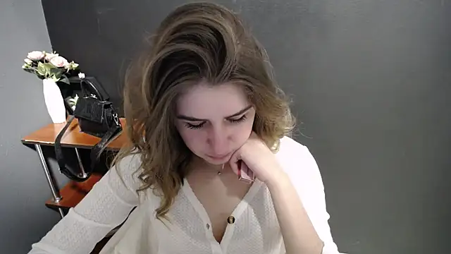 Sunny siren online show from April 22, 12:39 pm