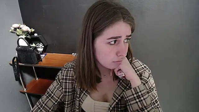 Sunny siren online show from April 23, 12:51 pm