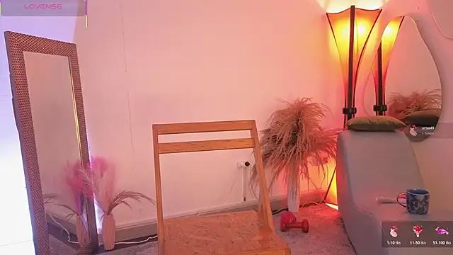 fransheskarossi online show from March 28, 12:16 pm