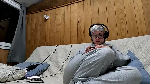 ju juliette online show from March 17, 9:40 pm