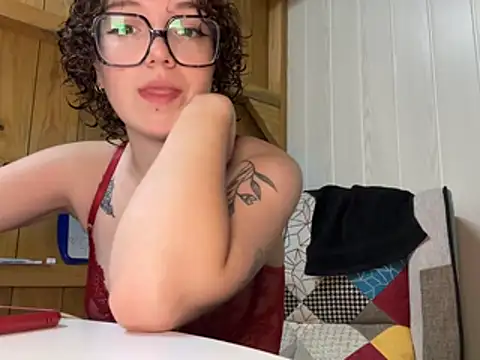 Snapshot of ju_juliette chatting on May 24, 8:03 pm ju juliette online show from May 24, 8:03 pm