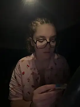 Snapshot of ju_juliette chatting on July 3, 9:54 pm ju juliette online show from July 3, 9:54 pm