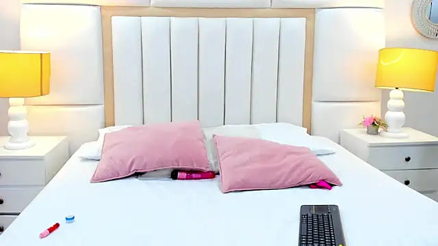 AbannyRogerss online show from March 17, 12:30 pm