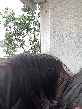 StrawberryPink  online show from April 21, 12:11 pm