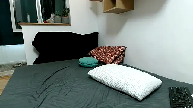 Crista-Elio online show from April 19, 3:11 pm