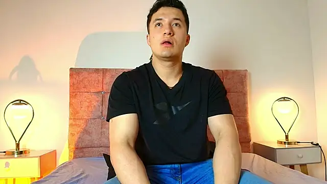 Alexander Connor online show from April 23, 12:04 pm