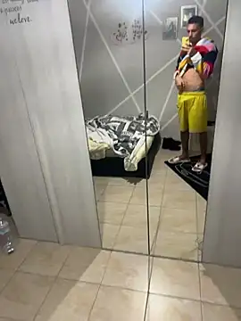 piccolo2002 online show from January 17, 4:00 pm