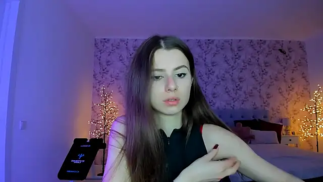 Hot Molly5 online show from March 22, 8:01 pm