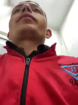 santiObrero online show from March 9, 8:13 pm