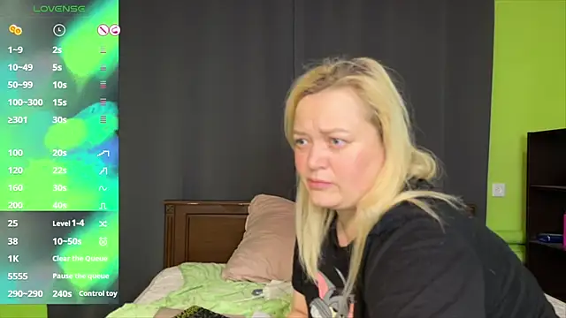 LisaWiliams online show from March 6, 2:24 pm