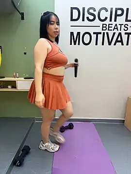 Sienna-Gold online show from March 26, 1:28 pm