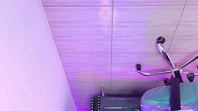 Zoe swan online show from February 4, 11:27 am