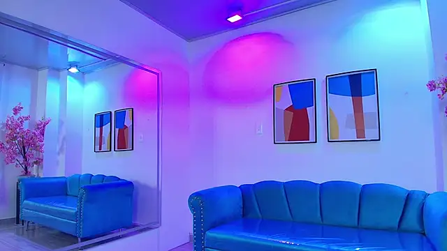 Zoe swan online show from March 3, 11:27 am