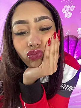 MadisonFox1 online show from February 14, 11:40 am