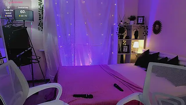  JessLei  online show from February 12, 1:06 pm