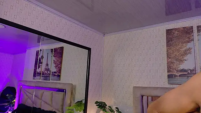 Snapshot of 4L3JX chatting on February 13, 2:46 pm 4L3JX online show from February 13, 2:46 pm