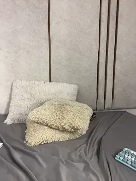 lilithdya online show from April 23, 1:40 am