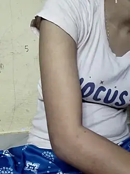 annugirl online show from February 20, 11:22 am