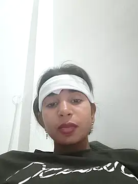 Cute-Natashaa online show from March 3, 4:35 pm