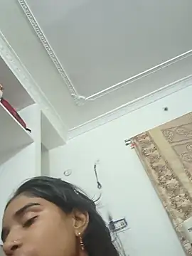 Cute-Natashaa online show from July 23, 3:15 am