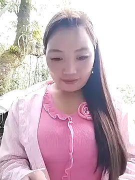 lia-coy online show from April 19, 11:07 pm