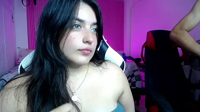 Snapshot of sonic_jess07 chatting on May 15, 1:45 am sonic jess07 online show from May 15, 1:45 am