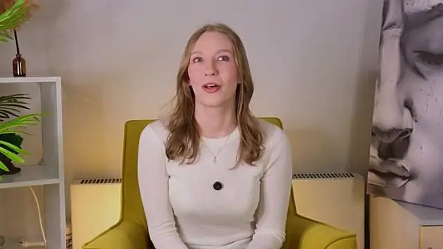 JoyeHappe online show from January 19, 7:45 am