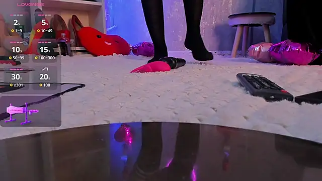 JolieStardust online show from February 13, 1:51 pm