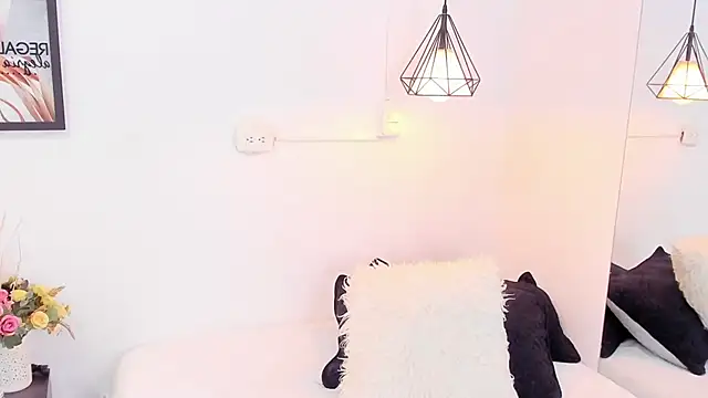 annarosse  online show from April 22, 12:18 pm