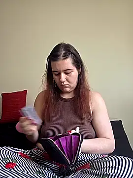 Ashlovescannabis online show from April 20, 2:09 pm