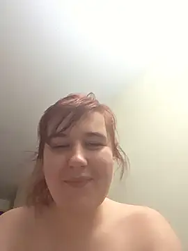 Snapshot of Ashlovescannabis chatting on May 20, 2:07 am Ashlovescannabis online show from May 20, 2:07 am