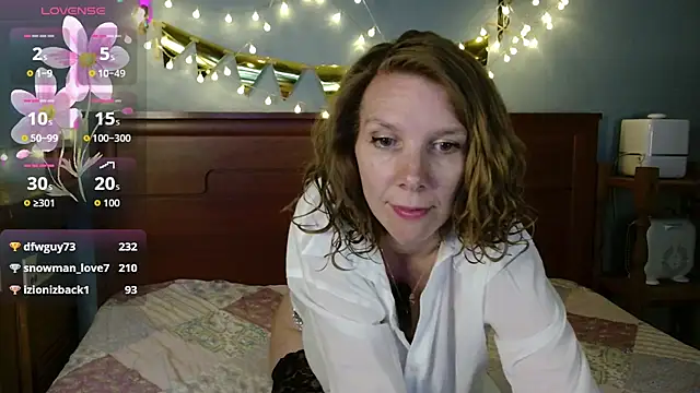 Snapshot of Daisy_Lovely chatting on May 15, 4:19 am Daisy Lovely online show from May 15, 4:19 am