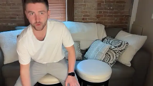 ThePrincessPeach online show from April 25, 8:28 pm