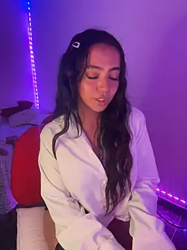 Snapshot of laraa_rous chatting on February 27, 11:38 pm laraa rous online show from February 27, 11:38 pm