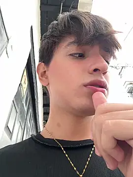 Naim TheKing online show from February 23, 5:43 pm