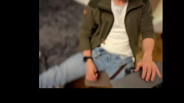 AfterTheRun online show from March 25, 8:37 pm