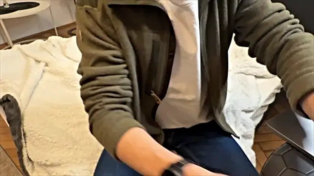 AfterTheRun online show from March 27, 8:30 pm