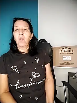 RosseLaure online show from May 26, 4:14 pm
