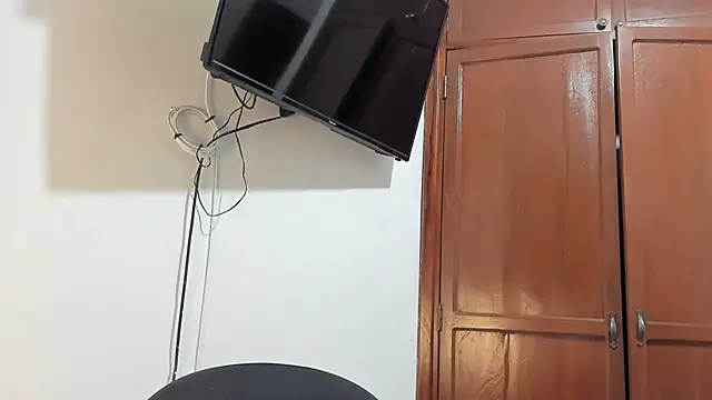 Snapshot of Danilui chatting on February 18, 11:33 pm Danilui online show from February 18, 11:33 pm