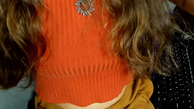 GoddesLeila online show from July 3, 7:31 pm