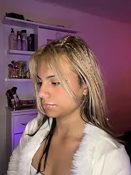 andyy x online show from February 22, 9:02 pm