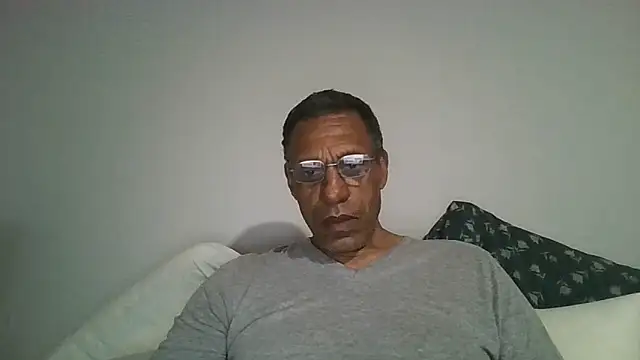 Snapshot of swimmer2496 chatting on April 29, 8:07 am swimmer2496 online show from April 29, 8:07 am