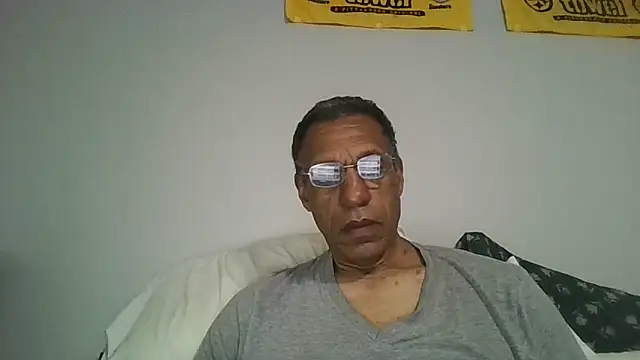 Snapshot of swimmer2496 chatting on May 3, 11:38 am swimmer2496 online show from May 3, 11:38 am
