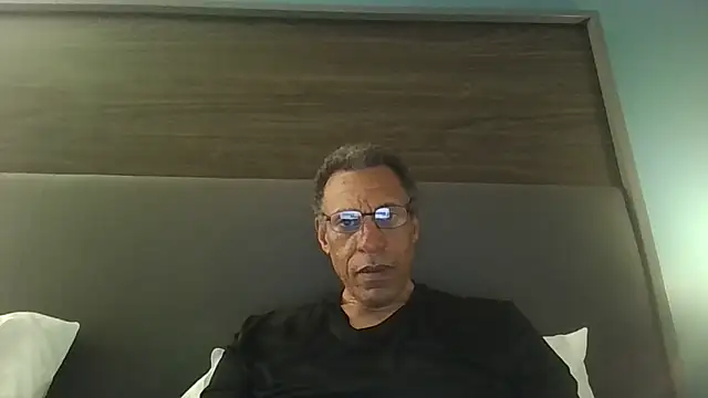 Snapshot of swimmer2496 chatting on May 16, 6:43 am swimmer2496 online show from May 16, 6:43 am