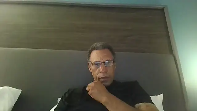 Snapshot of swimmer2496 chatting on May 16, 7:05 am swimmer2496 online show from May 16, 7:05 am