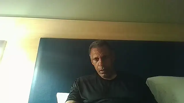 Snapshot of swimmer2496 chatting on June 26, 7:13 am swimmer2496 online show from June 26, 7:13 am