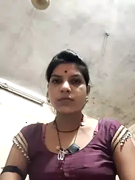 Snapshot of Radha_hot chatting on June 16, 11:51 pm Radha hot online show from June 16, 11:51 pm
