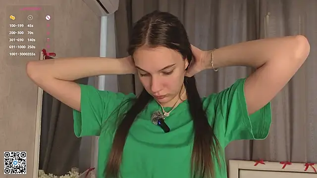 ShaeHeeter online show from March 9, 4:05 am