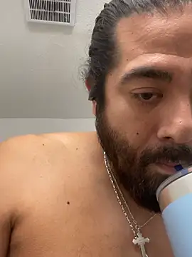 latinflarovs online show from February 6, 7:23 am